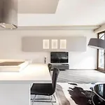 Central Apartments Sz 5-6