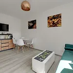 Dom & House - Apartments Old Town Dobra