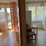 Apartament Wakcyjny Przy Ulicy Paryzntow