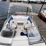 Nadmotlawie Apartament With Rent Motor Boat