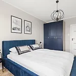 Marina Primore Elegance By Praia Apartments Close To Ergo Arena & Beach