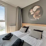 Luxury Aura 40 - 5 By Grand Apartments
