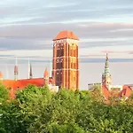 Family Luxury Comfort 2 Bedrooms & Playstation 4 & Panoramic View Of The Gdansk\'S Old Town & Free Private Parking