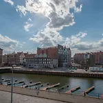 Citystay Ambra Waterlane Apartment