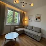 Ohmyhome-Oliwska Nowy Port