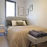 Green Estate Old Town Apartment, Private Parking, Balcony