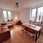 Idyll Home