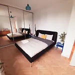 Idyll Home