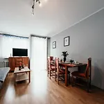 Spacious 3 Bedroom Apartament Near Olivia Business Center
