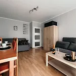 Spacious 3 Bedroom Apartament Near Olivia Business Center