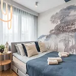 Golden Seaside Beach By Aparo - Plaza 200M, 2 Lazienki, 2 Sypialnie Oraz Salon, 3 Tv, Balkon, Lozeczko