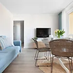 Elite Apartments Sandy