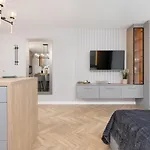 Studios Starowiejska Letnica By Renters