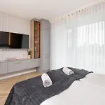Studios Starowiejska Letnica By Renters