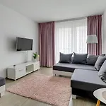4 Oceany By Grand Apartments