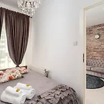 Apartment 66