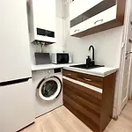 Mmrent Desert Room