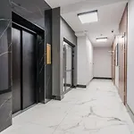 Golden Reagan By Aparo - Nowy Apartament, Winda, Lozeczko Turystyczne, Plaza 500M, Balkon, 2 Sypialnie Oraz Salon, Rowerownia, Biurko