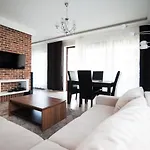 Spacious Apartment Oldtown Gdansk Yacht Marina