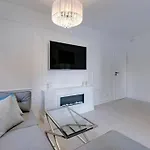 Exclusive Apartment Motlawa River Oldtown