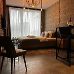 Mango Apartment Old Town II