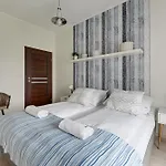 Grand Apartments - Exclusive Beach Apartment