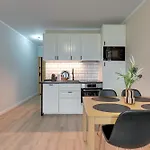 Baltea Park Seaside By Downtown Apartments