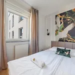 Tsuru Apartment