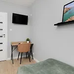 Apartment In Gdansk With 3 Bedrooms, Furnished Balcony And 2 Desks By Rent Like Home