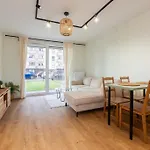 Letnicka Cosy Apartment With Garden