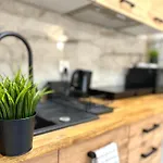 Mmrent Flower Room