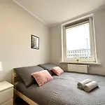 Mmrent Florence Room