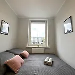 Mmrent Florence Room
