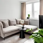 Flatbook - City Center Apartments Scala Moderna