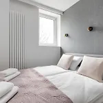 Flatbook - City Center Apartments Kamienna Grobla