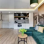 Staywin Apartments