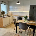 Przytulna Apartment Close To The Airport And Pkm