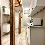 Mmrent Wave Room