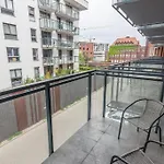Central Apartments & W25/21