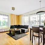 Central Apartments & Sz8