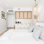 Deo Plaza - Apartamenty By Rent Like Home