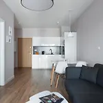 Elite Apartments Cityview Center