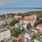 Golden Seaside Beach By Aparo - Plaza 200M, 2 Lazienki, 2 Sypialnie Oraz Salon, 3 Tv, Balkon, Lozeczko