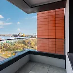 Doki Living & Foodhall Apartament