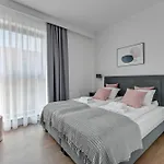 Granaria Premium Riverside & Parking By Downtown Apartments