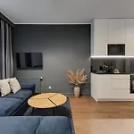 Granaria Deluxe & Riverside By Downtown Apartments