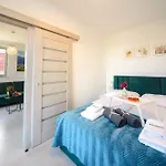 Maya\'S Apartments
