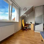 Zigzag Room