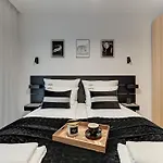 Grano Residence - Pool, Sauna, Spa & Parking By Downtown Apartments