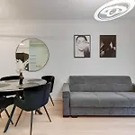 Grano Residence - Pool, Sauna, Spa & Parking By Downtown Apartments